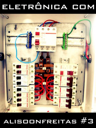 Eletronica com Alisoonfreitas #3 - Desmontagem de um Quadro de Distribuição (Disjuntores)